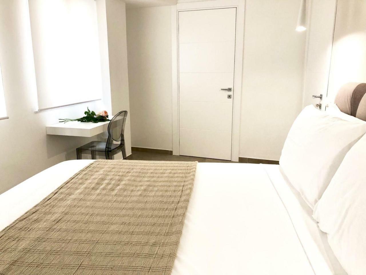 Suitesgaribaldi Cagliari Eksteriør billede