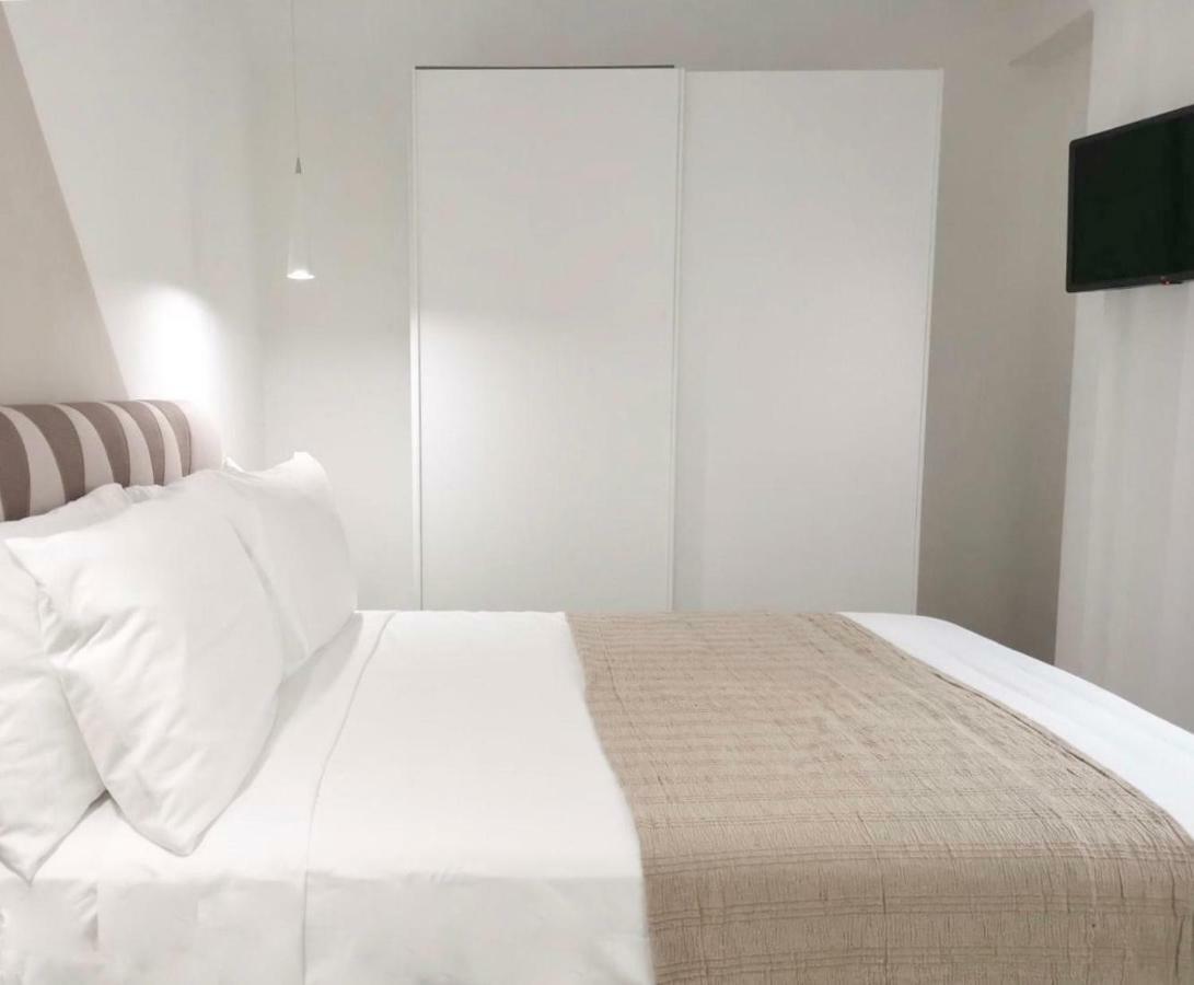 Suitesgaribaldi Cagliari Eksteriør billede