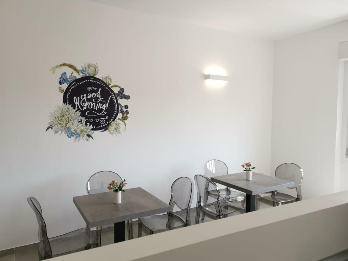 Suitesgaribaldi Cagliari Eksteriør billede